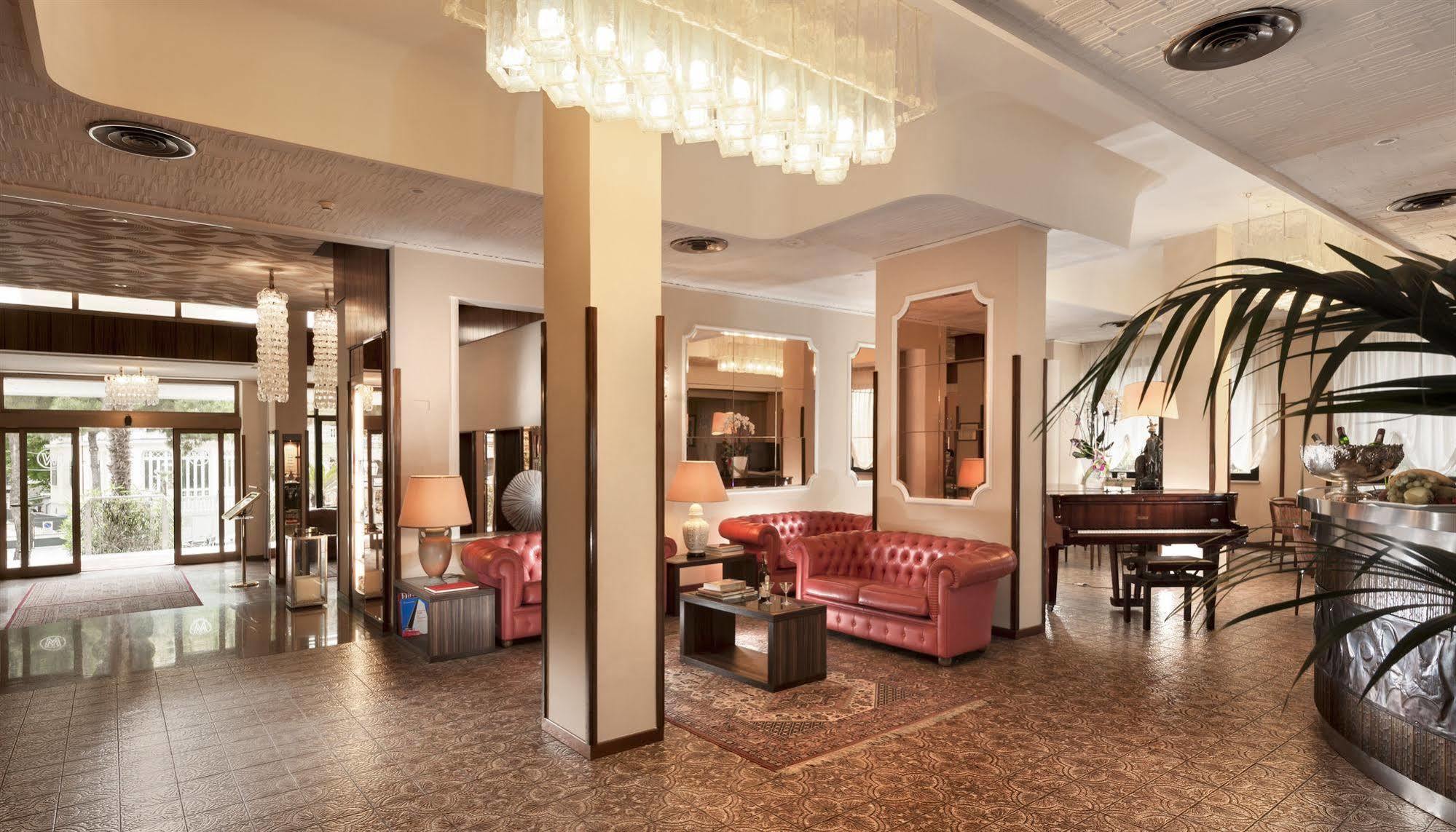 רימיני Waldorf Suite Hotel מראה חיצוני תמונה